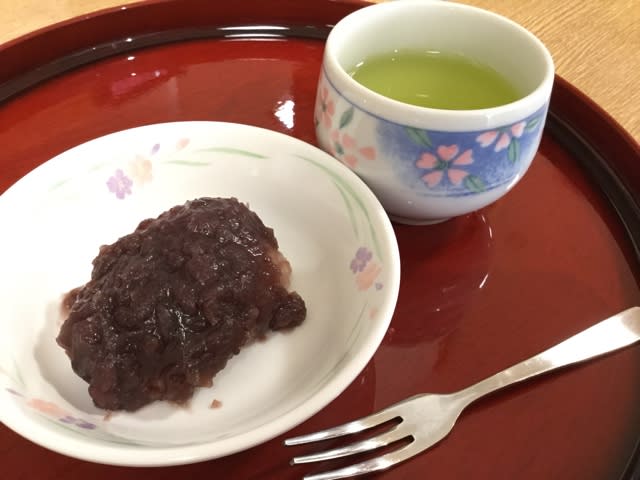 おはぎとお茶