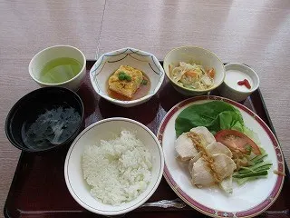 ケアハウスカリタスみわの6月8日の会長食