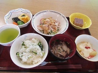 6月8日の会長メニューの食事