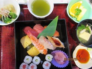 5月25日の特別食のお寿司