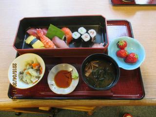 4月30日の特別食の寿司