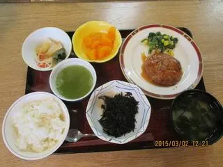 3月2日の豆腐ハンバーグの食事メニュー