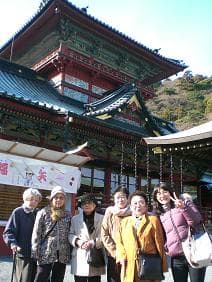 静岡浅間神社初詣参加者の記念写真